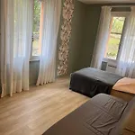 La Maison Dans Les Bois *