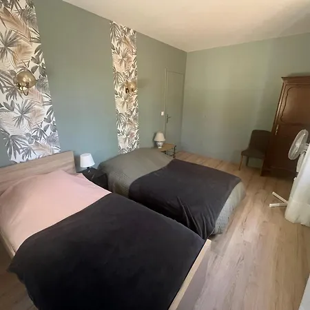 La Maison Dans Les Bois *