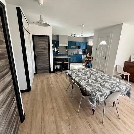La Maison Dans Les Bois