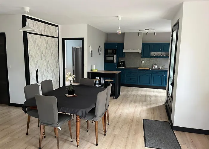 La Maison Dans Les Bois