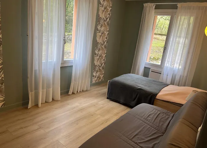 La Maison Dans Les Bois *