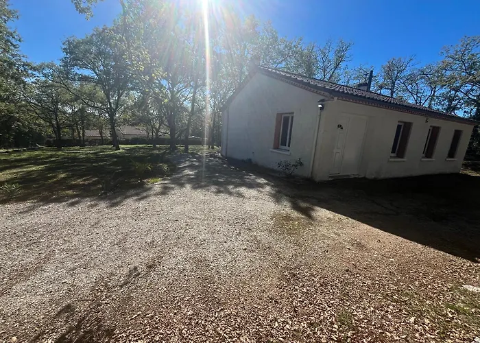 La Maison Dans Les Bois