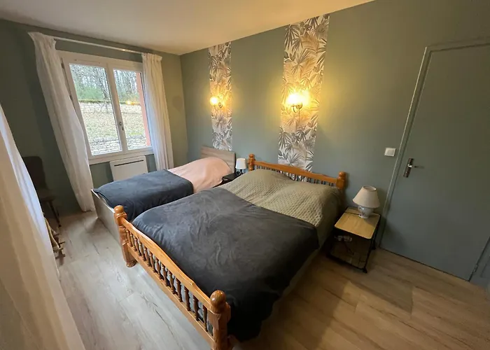 La Maison Dans Les Bois *