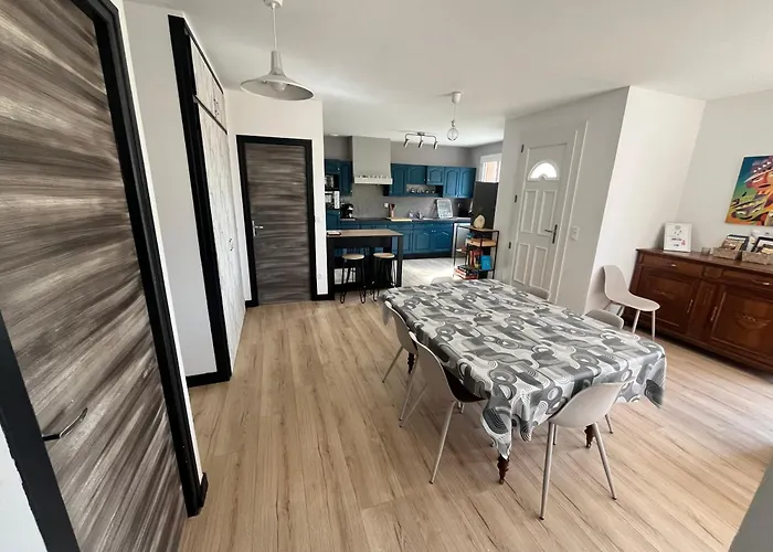 La Maison Dans Les Bois