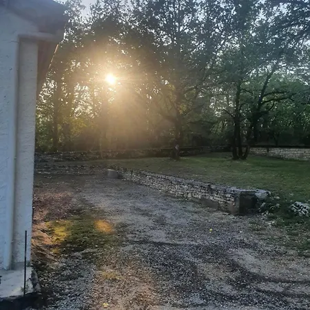 La Maison Dans Les Bois 別荘