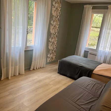 La Maison Dans Les Bois *