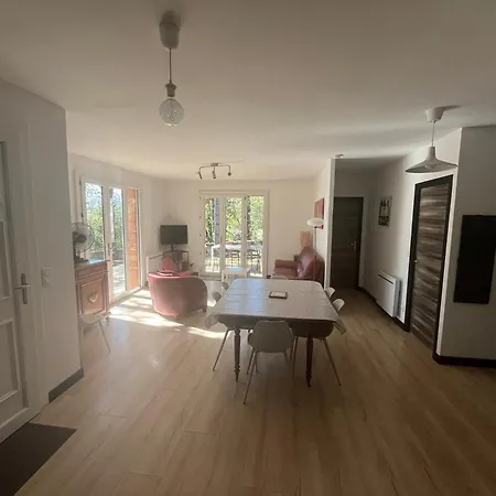 La Maison Dans Les Bois Feriehus Crayssac