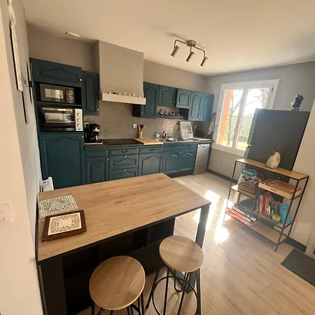 La Maison Dans Les Bois Nyaraló *