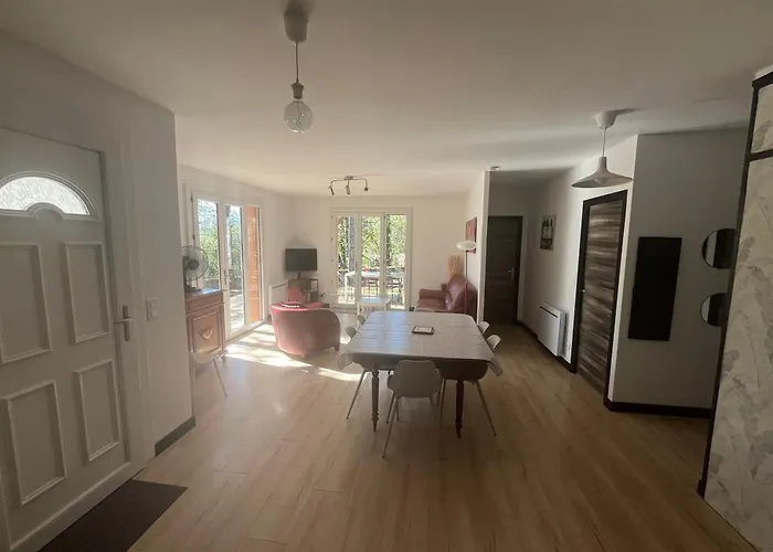 La Maison Dans Les Bois Nyaraló Crayssac